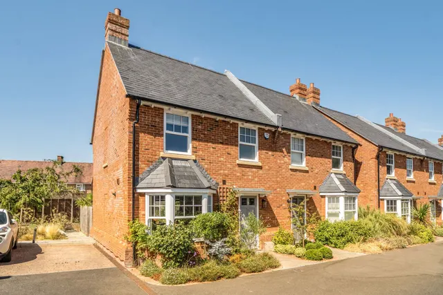 Connaught Place, Brockenhurst, SO42, photo 1
