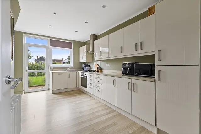 Photo 3 — Sotheron Croft, Darrington, Pontefract, WF8 3AS