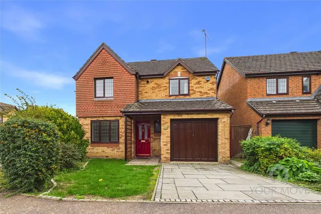 St. Christophers Drive, Oundle, Northamptonshire, PE8, photo 1