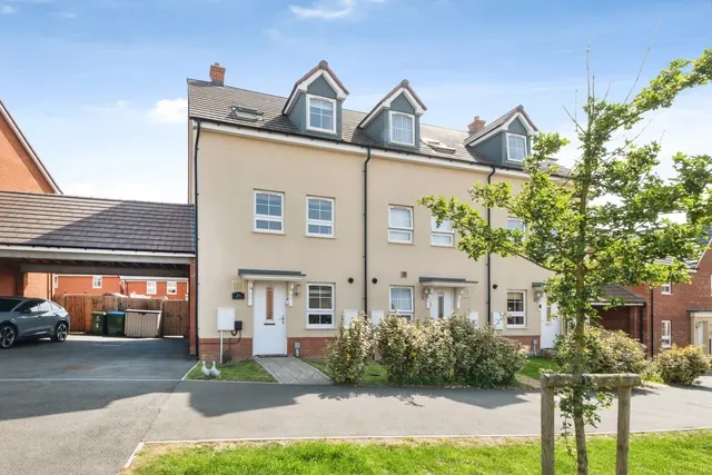Oswald Way, Buckingham, Buckinghamshire, MK18, photo 1
