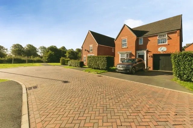 Dunlin Way, Winsford, CW7, photo 2
