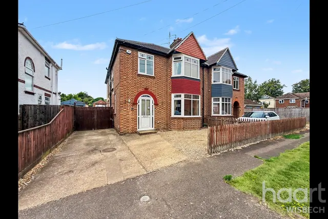 Sandringham Avenue, Wisbech, PE13, photo 1