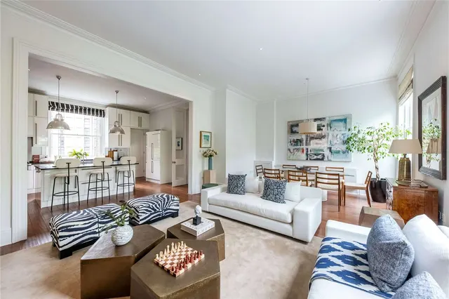 Upper Addison Gardens, London, W14 8AL, photo 1