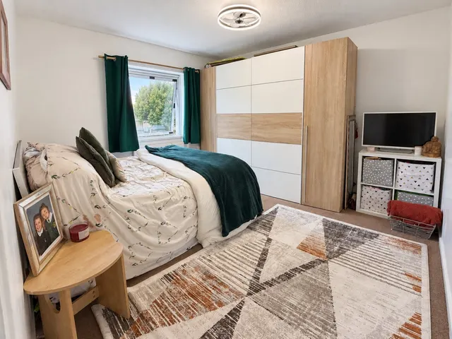 Knowlton Road, Poole, BH17, photo 3