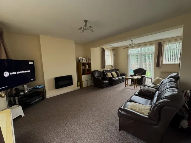 Photo 2 — Brook Road, Leicester, LE5 2HD