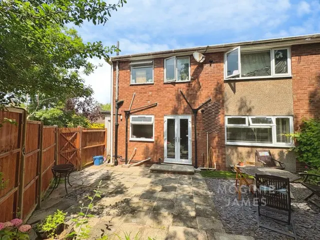 Gwynant Crescent, Cyncoed, CF23, photo 1