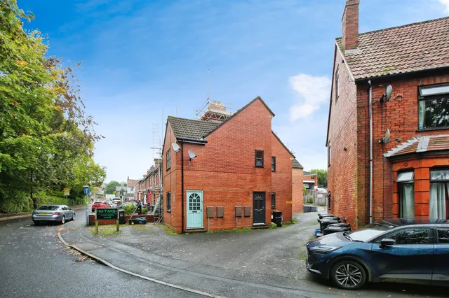 West Street, Yeovil, photo 1