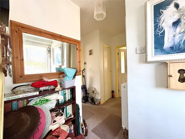 Bro Einon, Llanybydder, SA40, photo 3