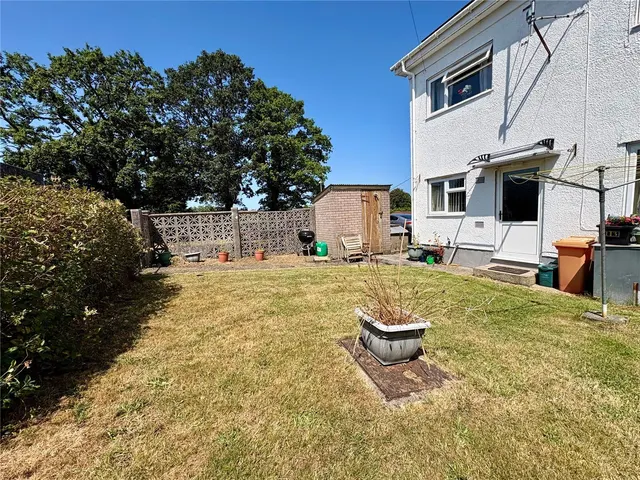 Bro Einon, Llanybydder, SA40, photo 2