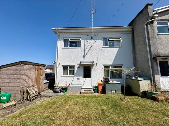 Bro Einon, Llanybydder, SA40, photo 1