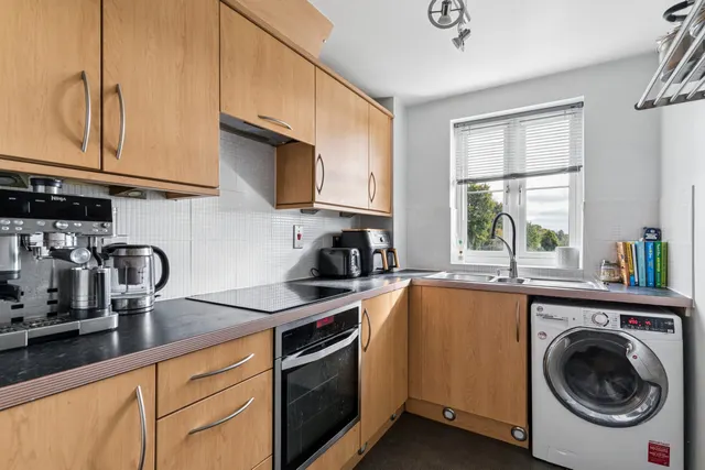 Epsom Close, Stevenage, SG1, photo 3