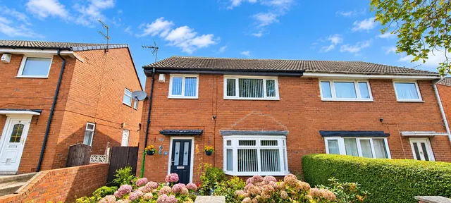 Staneway, Gateshead, NE10, photo 1