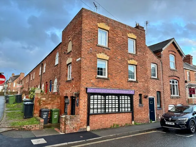 Swan Lane, Evesham, WR11, photo 1