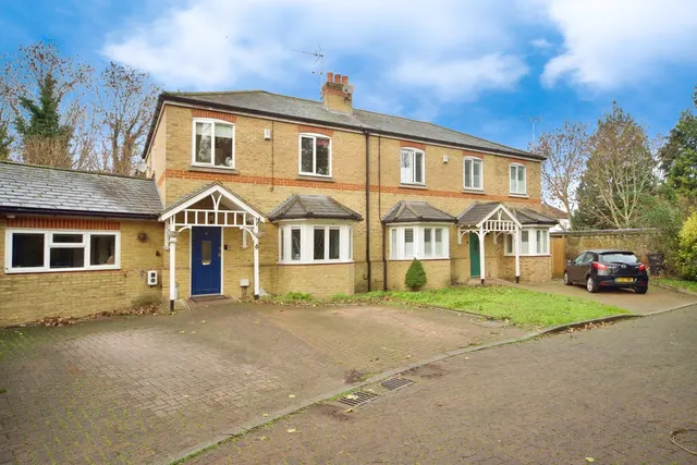 Heron Mead, ENFIELD, Middlesex, EN3, photo 1