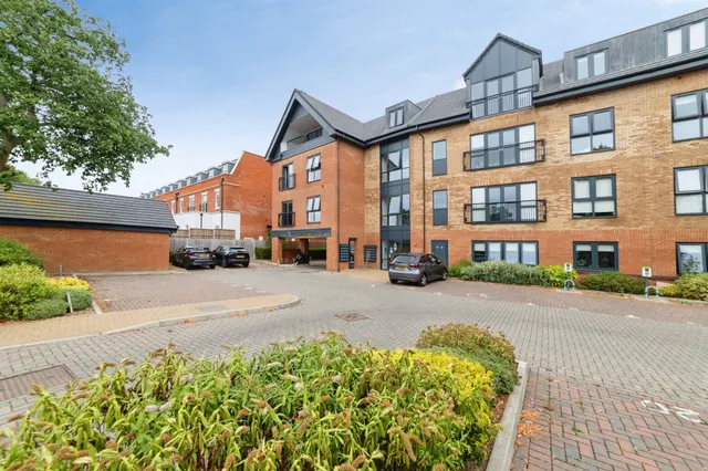 North Road, Stevenage, SG1, photo 1