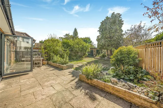 Park Road, Hampton Hill, TW12, photo 2