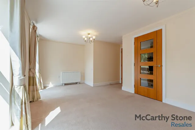 Victoria Road, Malvern, WR14, photo 3