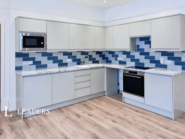Salisbury Road, Worthing, BN11, photo 3