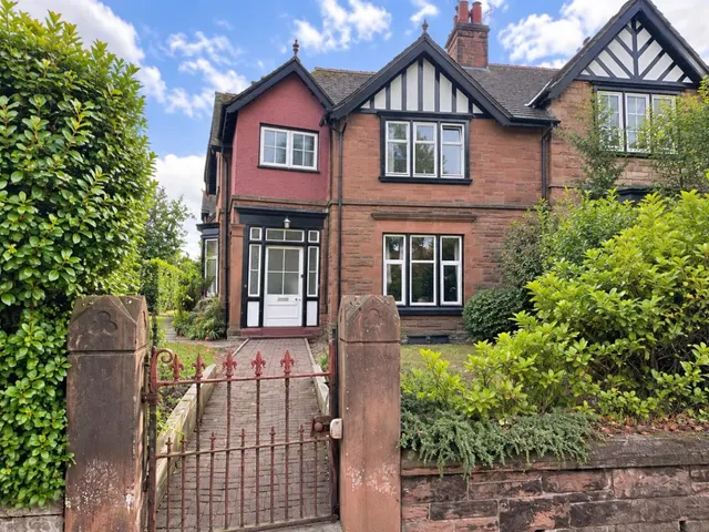 Lockerbie Road, Dumfries, photo 1
