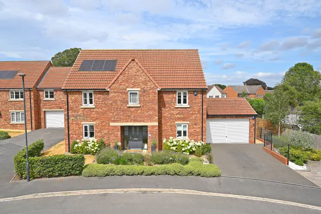 St. Thomas's Way, Green Hammerton, YO26, photo 1