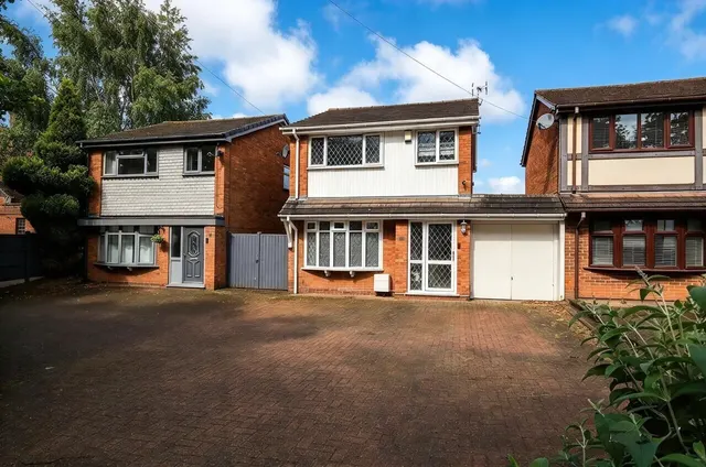Cannock Road, Featherstone, WV10, photo 1