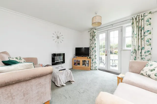 Photo 3 — Merrifield Court, Welwyn Garden City