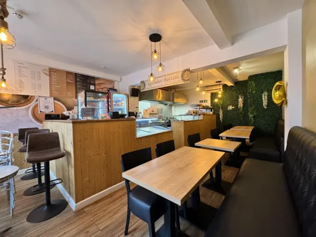 Photo 3 — Uppingham Road, Leicester, LE5 4DG