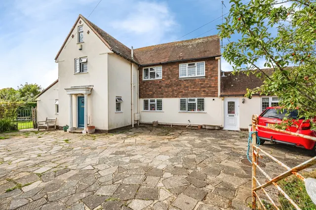 Arundel Road, Seaford, BN25, photo 1