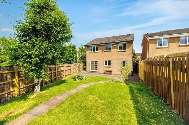 Easton Drive, Shieldhill, Stirlingshire, FK1, photo 1
