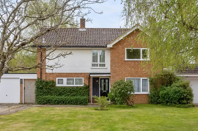 Smithbarn, Horsham, RH13, photo 1