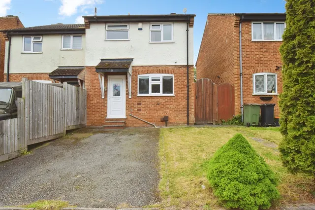 Photo 2 — Malham Way, Oadby, Leicester