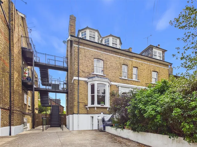 Amyand Park Road, St Margarets, TW1, photo 1