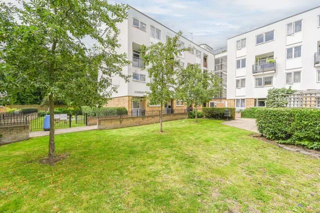 25 Elias Place, London, photo 1