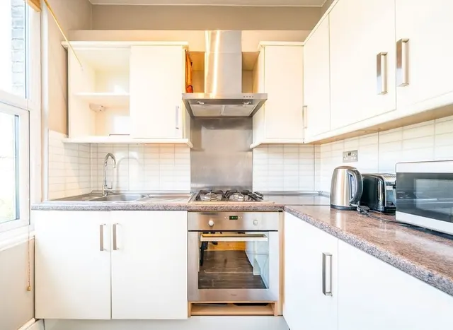 Devonport Road, Shepherds Bush, W12, photo 3
