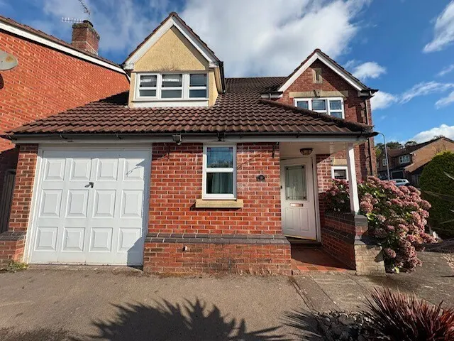 Rosecroft Drive, Langstone, NP18, photo 1