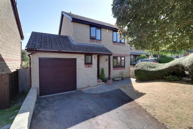 Borough Close, Kings Stanley, GL10, photo 1