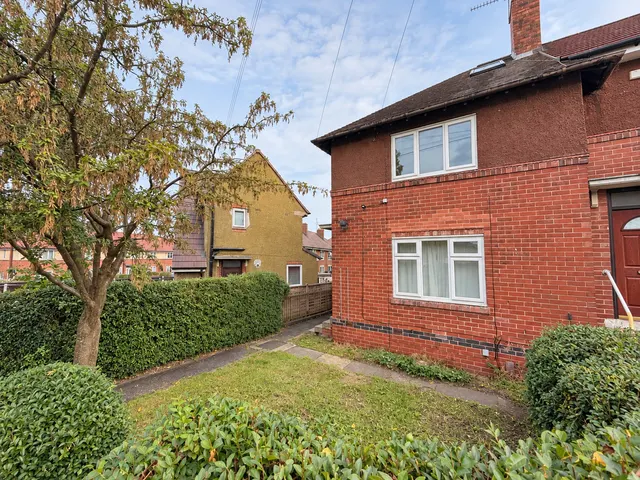 Masters Crescent, Sheffield, S5, photo 1