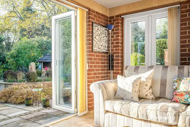 Charters Road, Sunningdale, Berkshire, SL5, photo 1