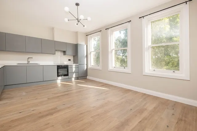 Rocks Lane, Richmond Upon Thames, SW13, photo 1