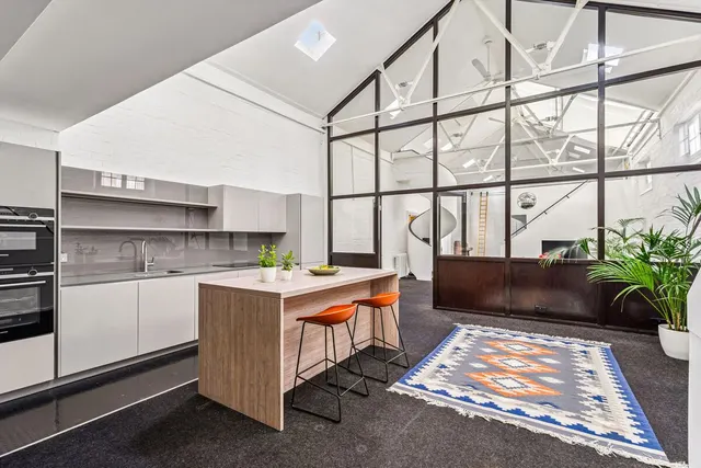 Rigault Road, London, SW6, photo 2