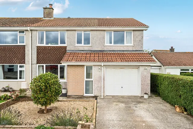 Trenethick Avenue, Helston, TR13