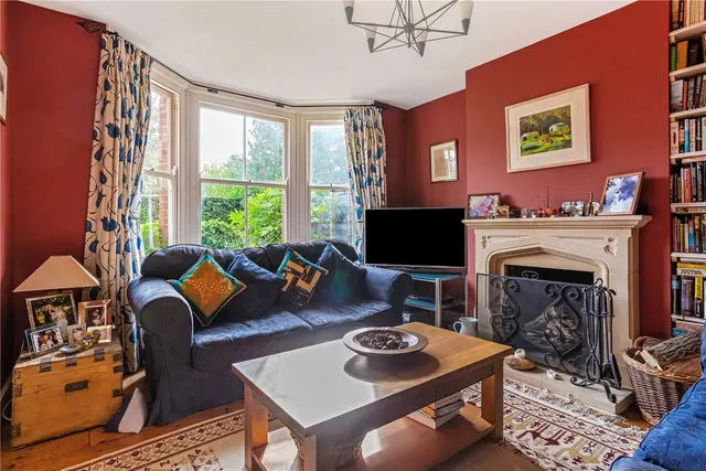 Photo 2 — Coxcombe Lane, Chiddingfold, Godalming, Surrey, GU8 4QA