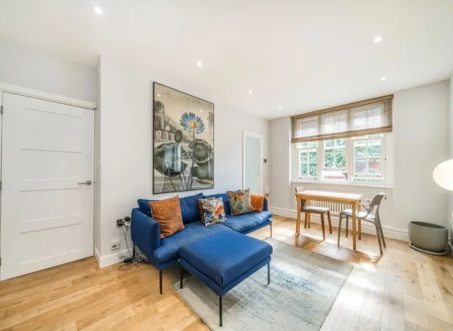 Flaxman Terrace, London, WC1H, photo 1