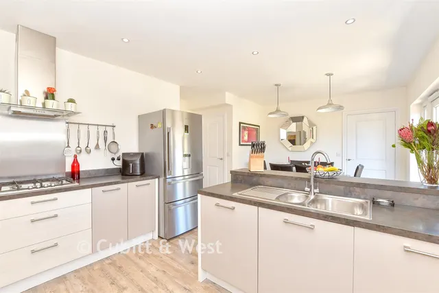 Newlands Avenue, Waterlooville, PO7, photo 3