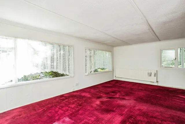 Woodpecker Way, Turners Hill Park, RH10, photo 2