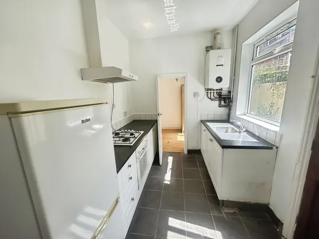 Photo 2 — Wellington Street, Nottingham, NG3