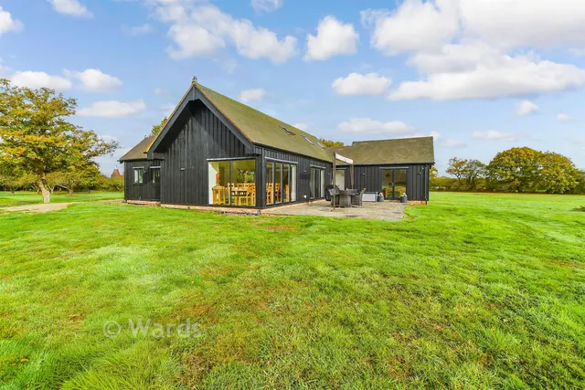 Pike Fish Lane, Paddock Wood, TN12, photo 2