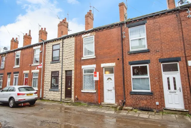 Whitehall Street, Wakefield, West Yorkshire, WF2, photo 1