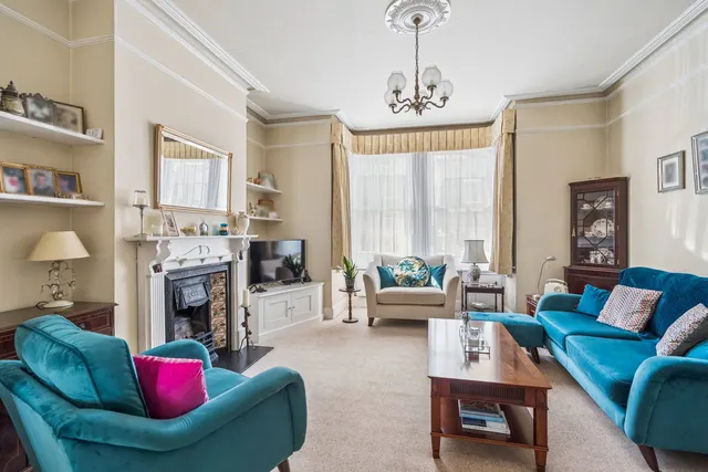 Waxwell Lane, Pinner, HA5, photo 2