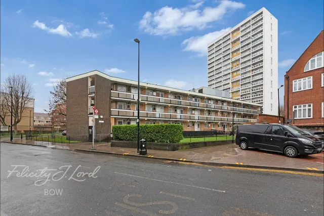 Devons Road, London, photo 1
